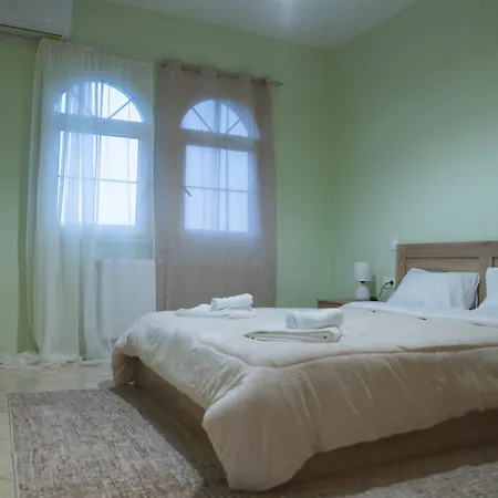Apartment Homesweethome Ydraia